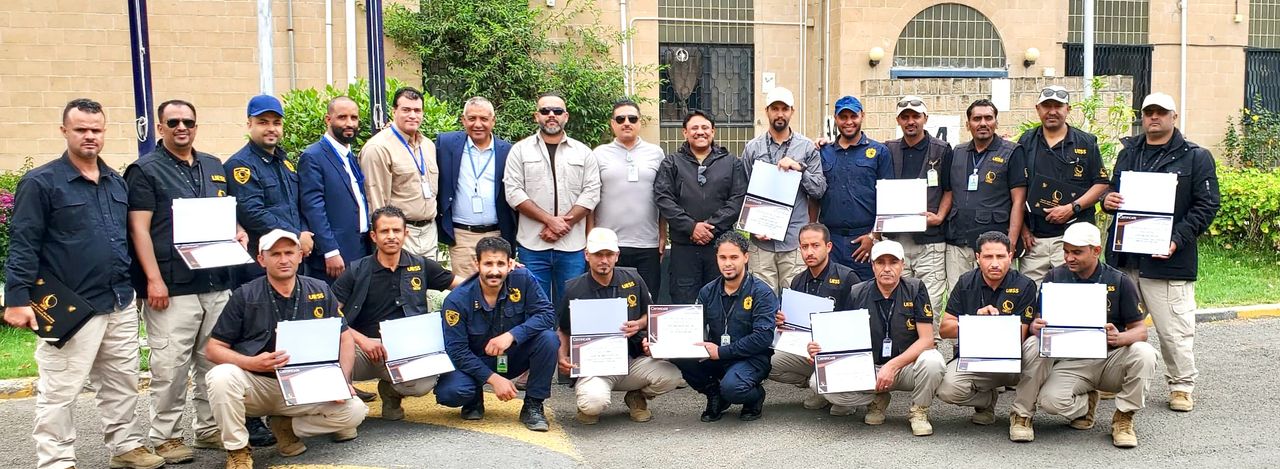 مجموعة العالمية - يونيفرسال إيجلز للخدمات الأمنية المحدودة تكرم حراسها ومشرفيها العاملين في مجمع حده السكني